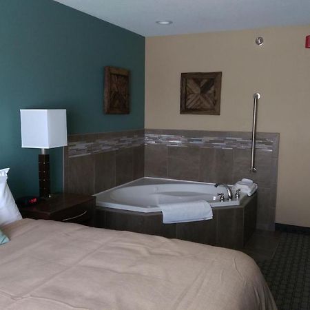 Grandstay Hotel & Suites Delano מראה חיצוני תמונה